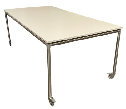 ahrend_vergadertafel