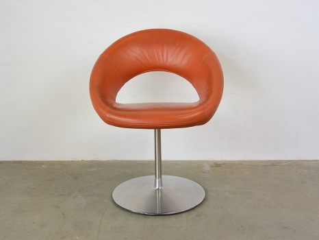 artifort-nina-rene-holten-1