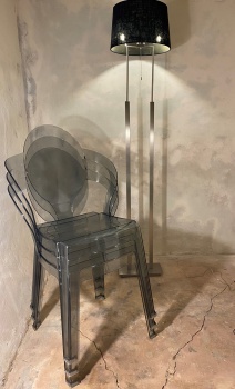 s12_1982422371